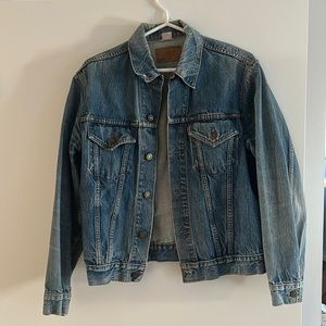 Levi’s denim jacket